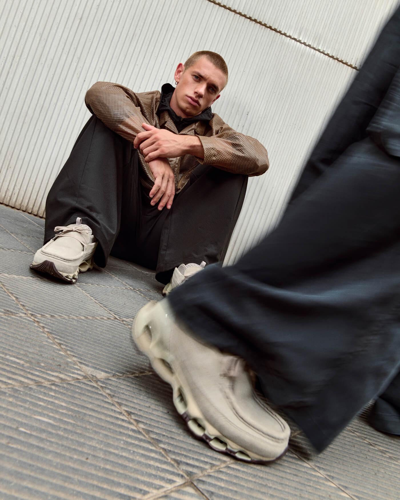 Mizuno releases the Wave Prophecy Moc Suede in Taupe